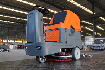 榮事達D140駕駛式拖地機 榮事達D140駕駛式洗地機.jpg